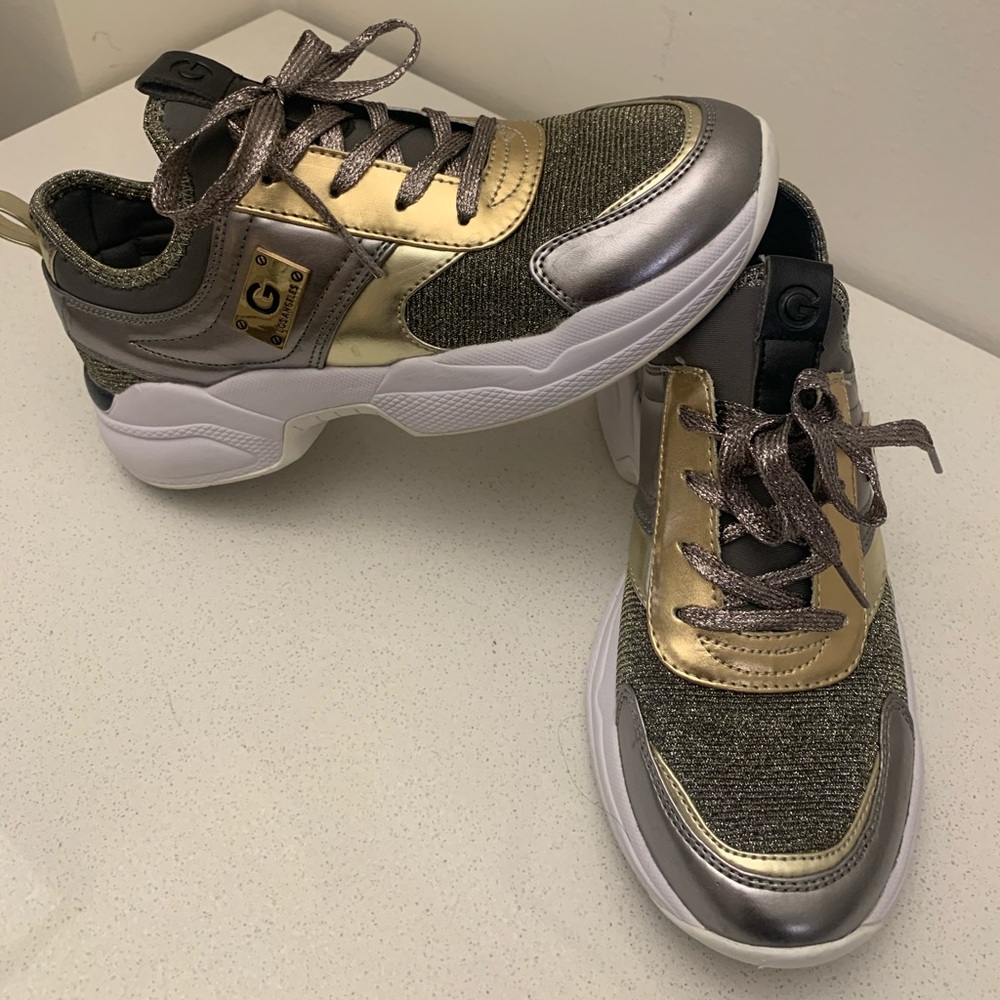 Guess Trainers